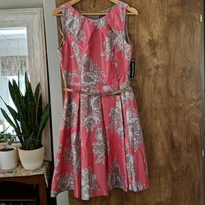 Jessica Howard Dress